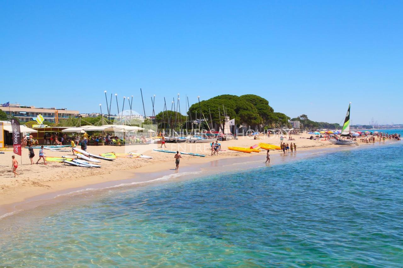 Uhc Dms Family Apartments Cambrils Esterno foto