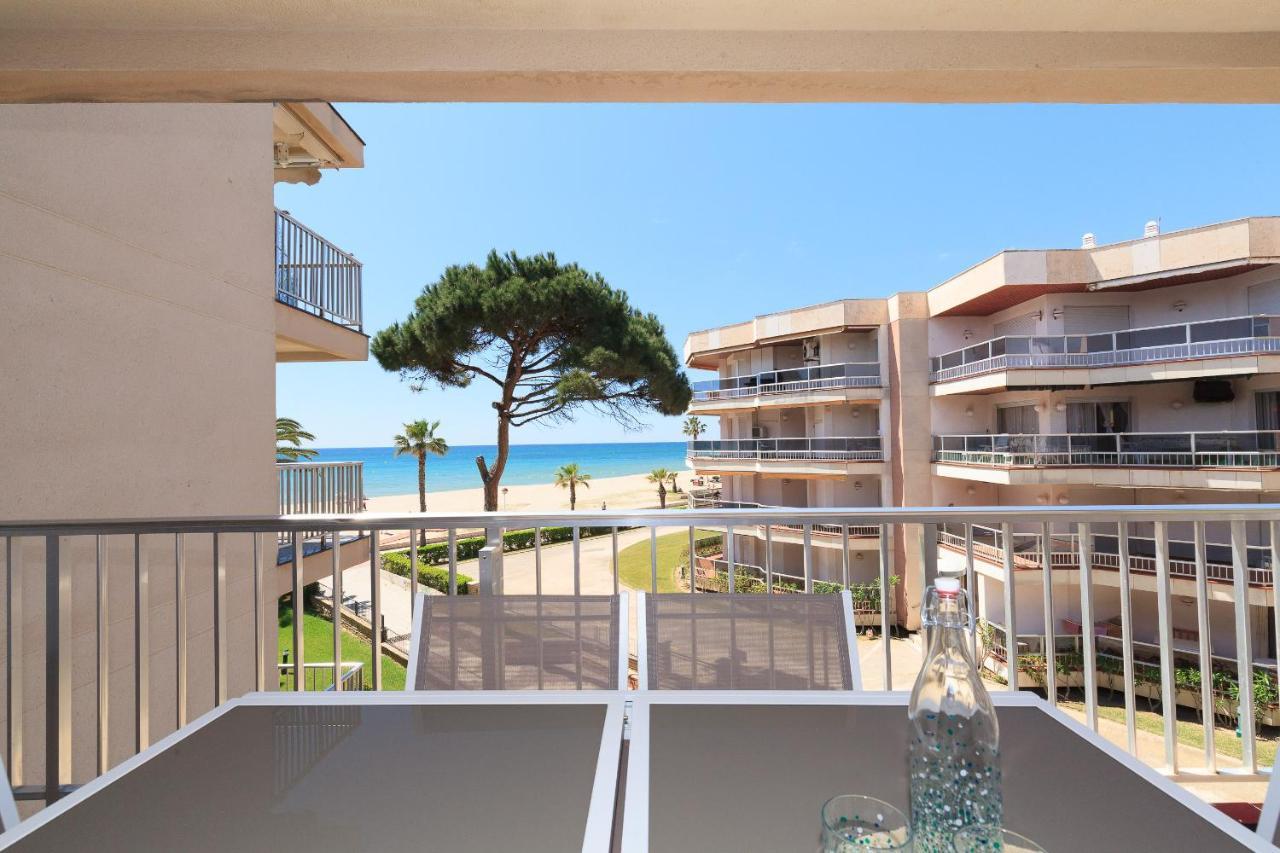 Uhc Dms Family Apartments Cambrils Esterno foto