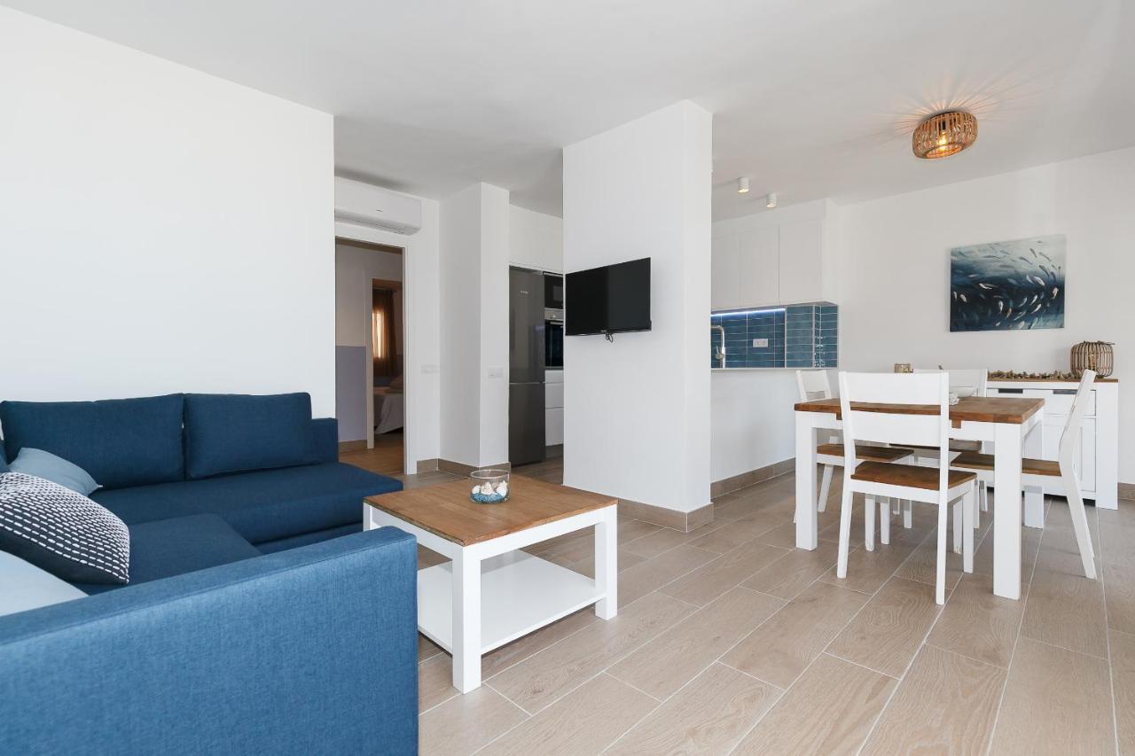 Uhc Dms Family Apartments Cambrils Esterno foto