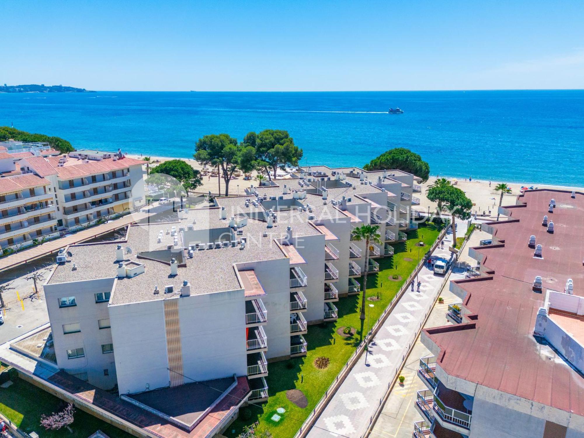 Uhc Dms Family Apartments Cambrils Esterno foto