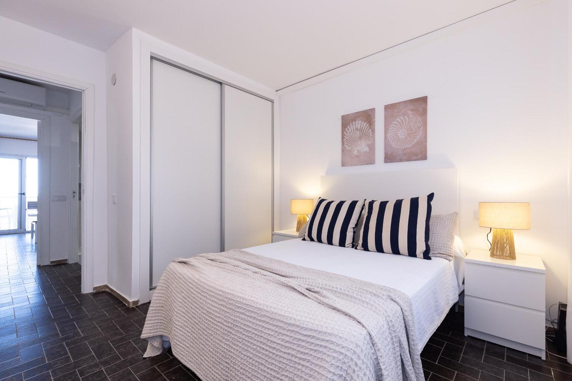 Uhc Dms Family Apartments Cambrils Esterno foto