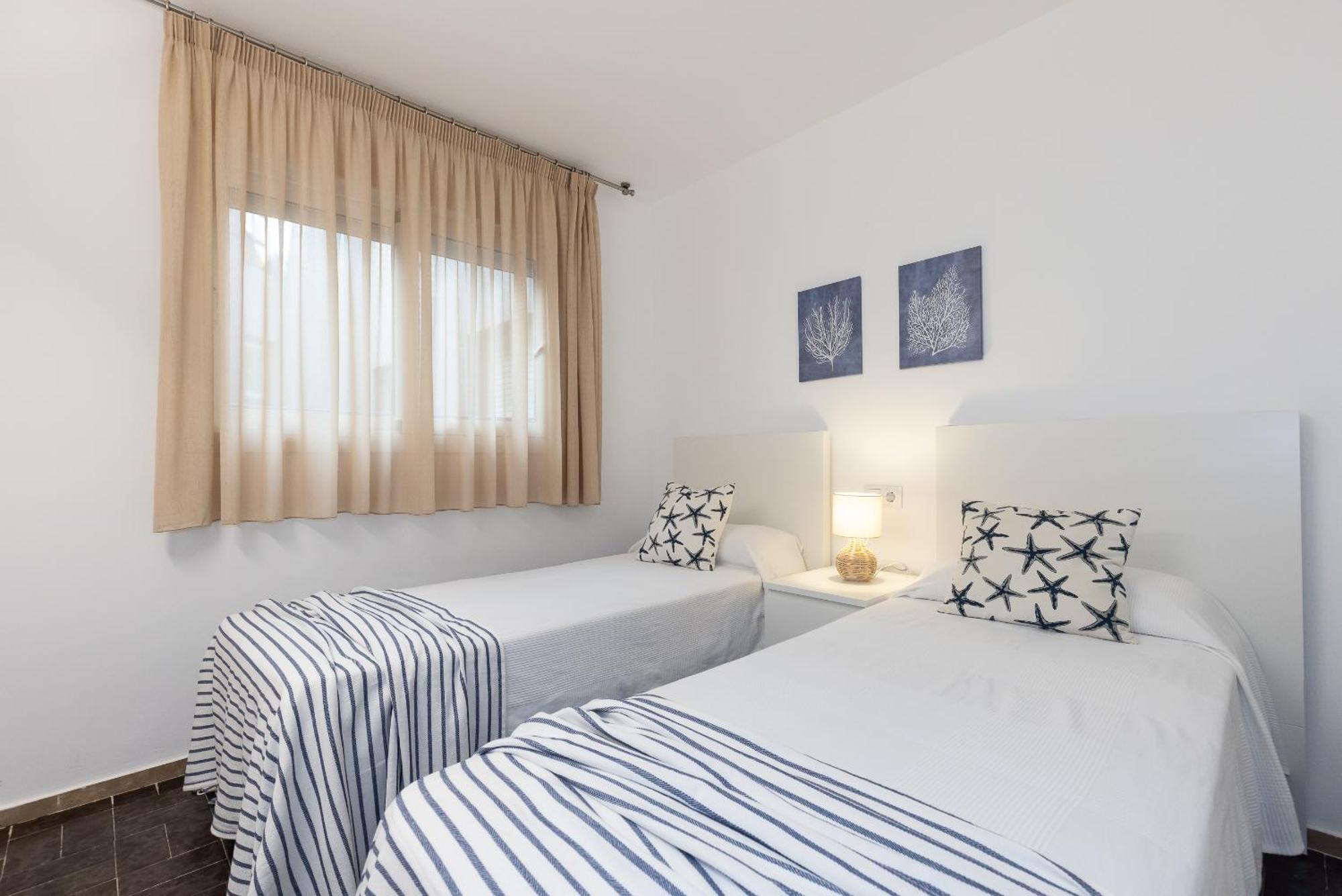 Uhc Dms Family Apartments Cambrils Camera foto