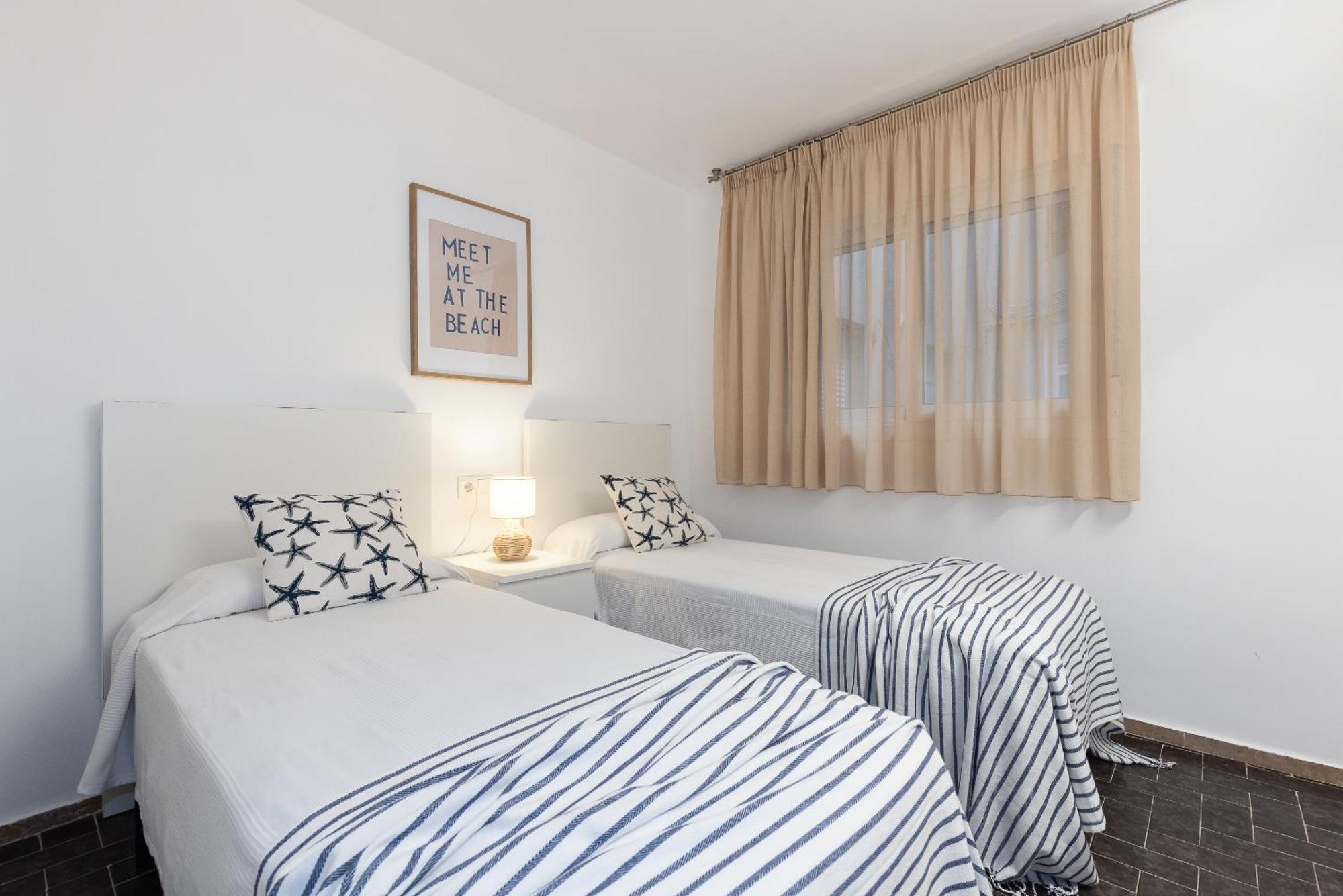 Uhc Dms Family Apartments Cambrils Camera foto