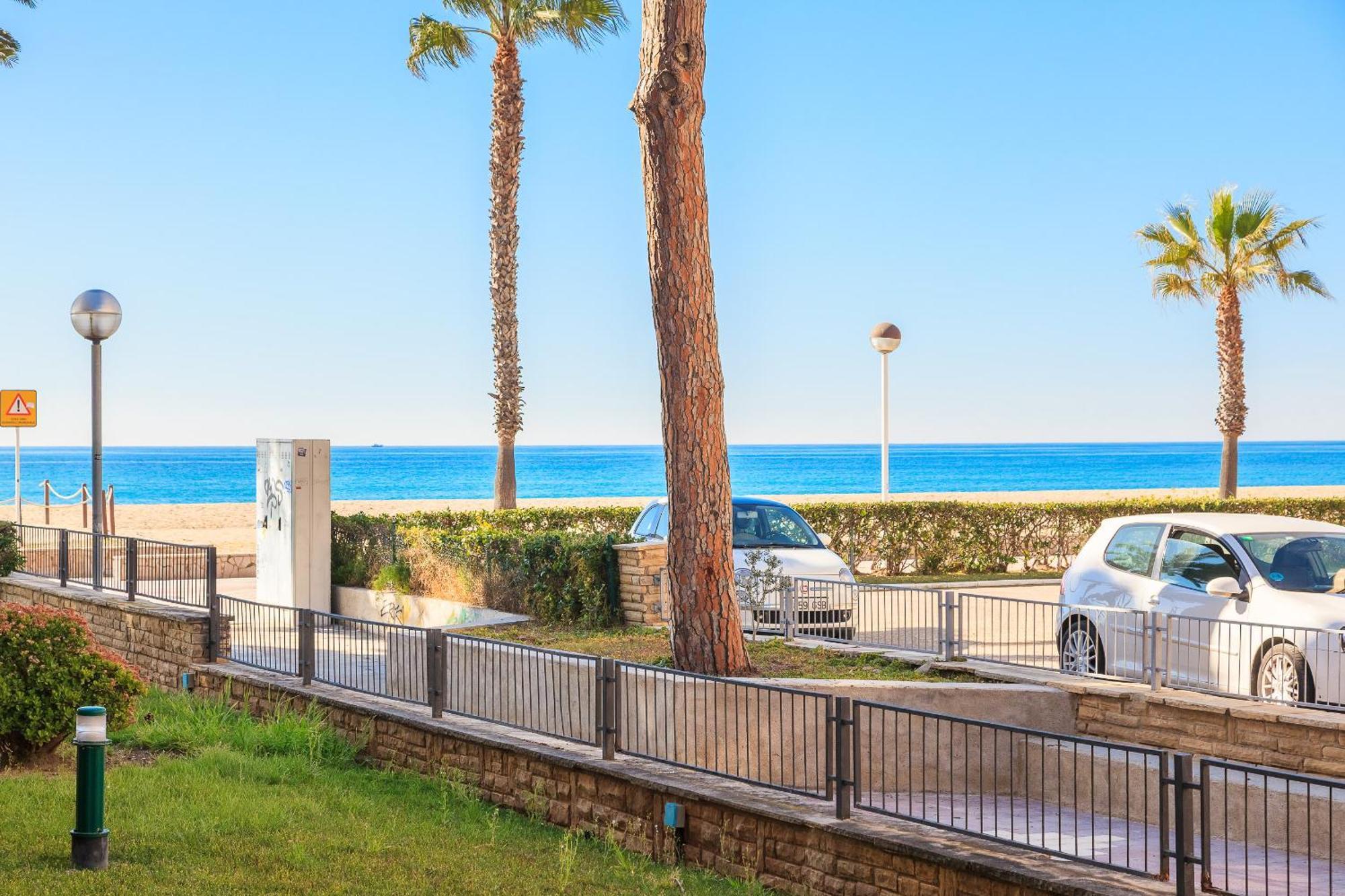 Uhc Dms Family Apartments Cambrils Camera foto