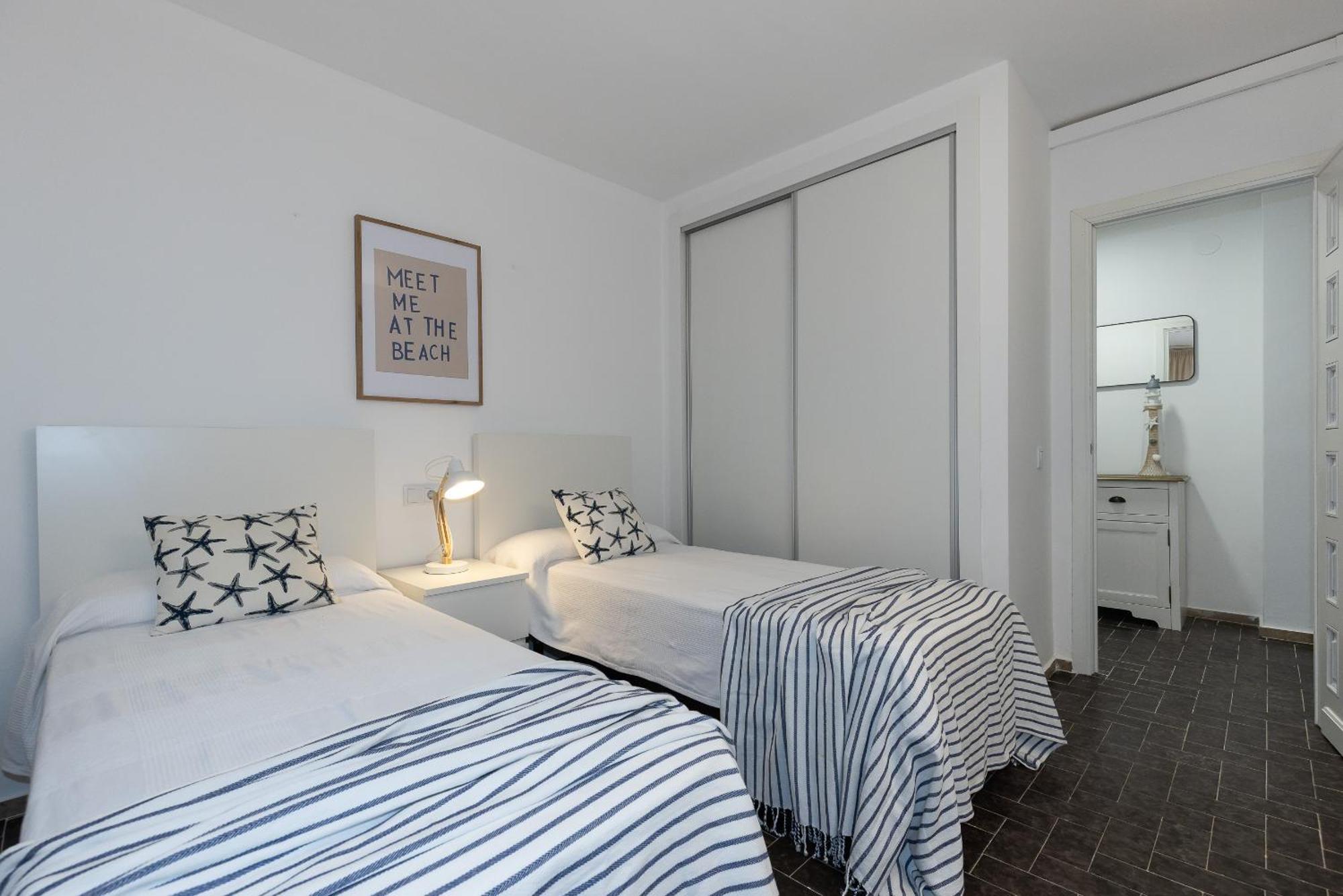 Uhc Dms Family Apartments Cambrils Camera foto