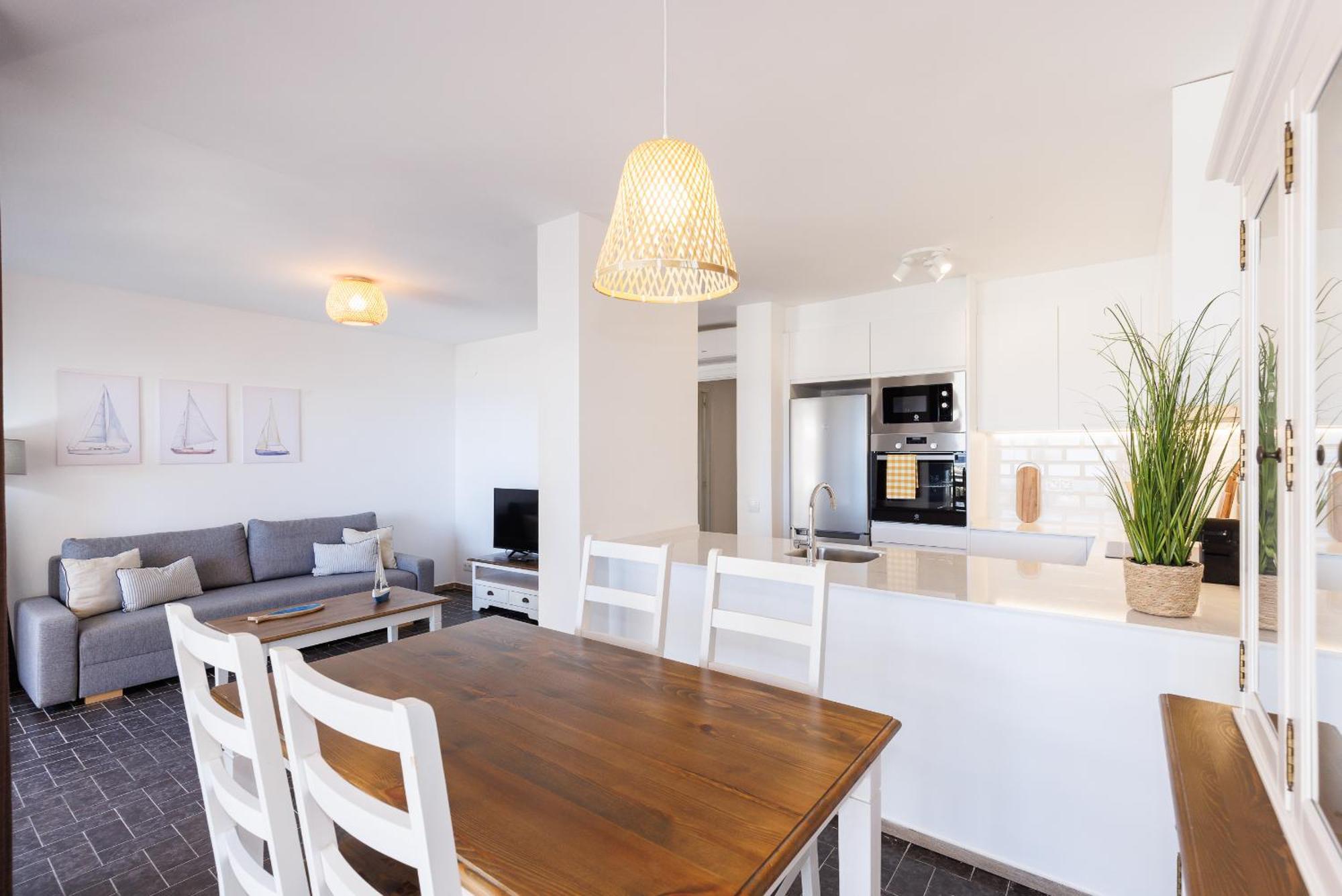 Uhc Dms Family Apartments Cambrils Esterno foto